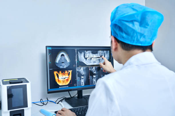 Best Cosmetic Emergency Dentistry in Cedar Springs, MI